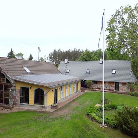 Truu Holiday Houses Ivaste Ngoại thất bức ảnh