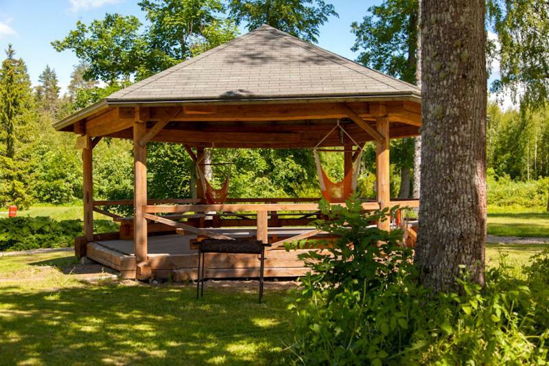 Truu Holiday Houses Ivaste Ngoại thất bức ảnh
